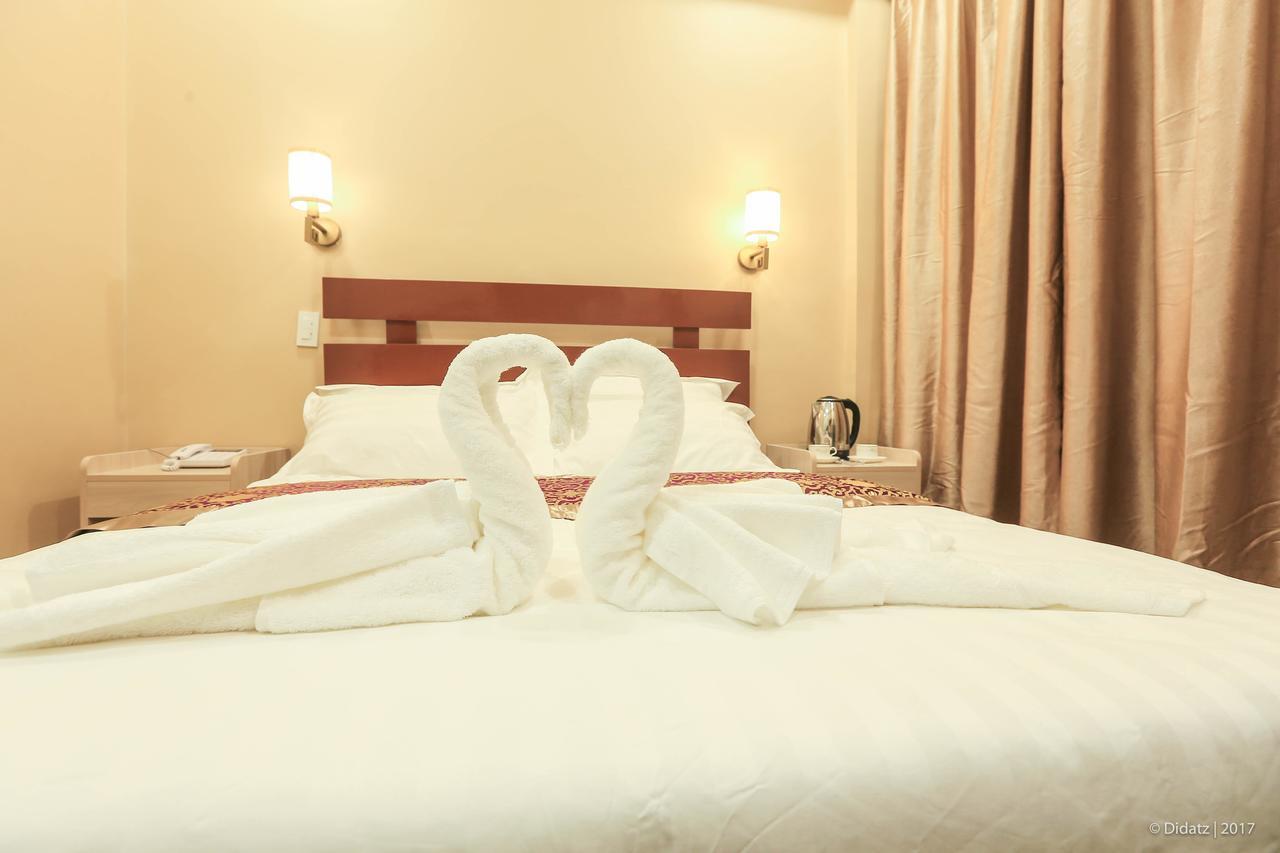 Southview Hotel Dumaguete City Esterno foto