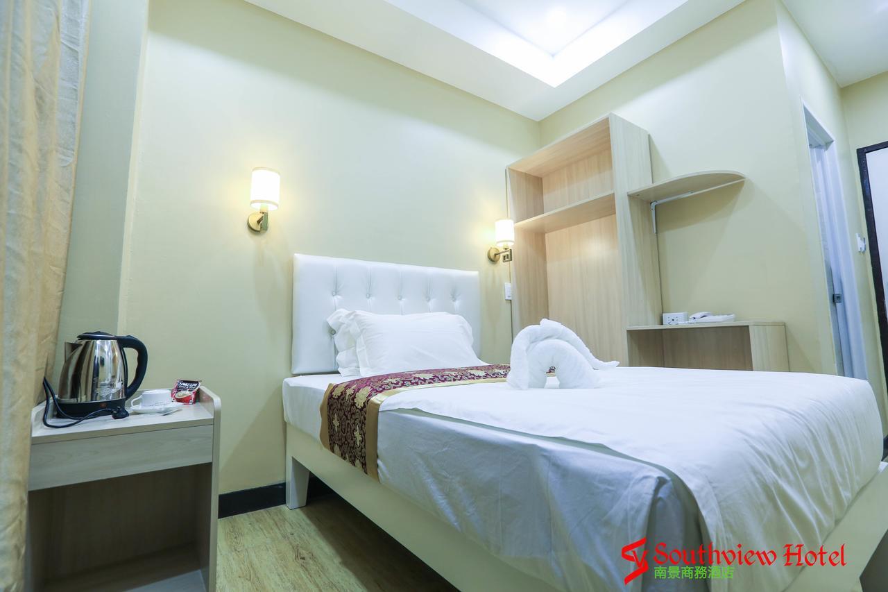 Southview Hotel Dumaguete City Esterno foto